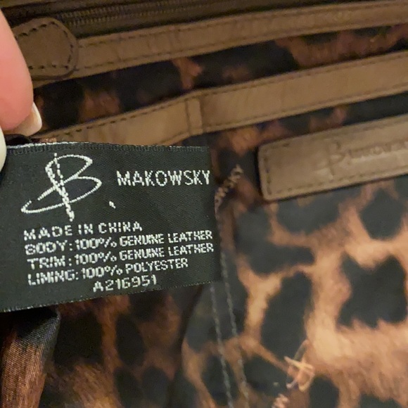 B. Makowsky Cross Body Shoulder Bag Leather Snake Embossed EUC - Picture 8 of 12